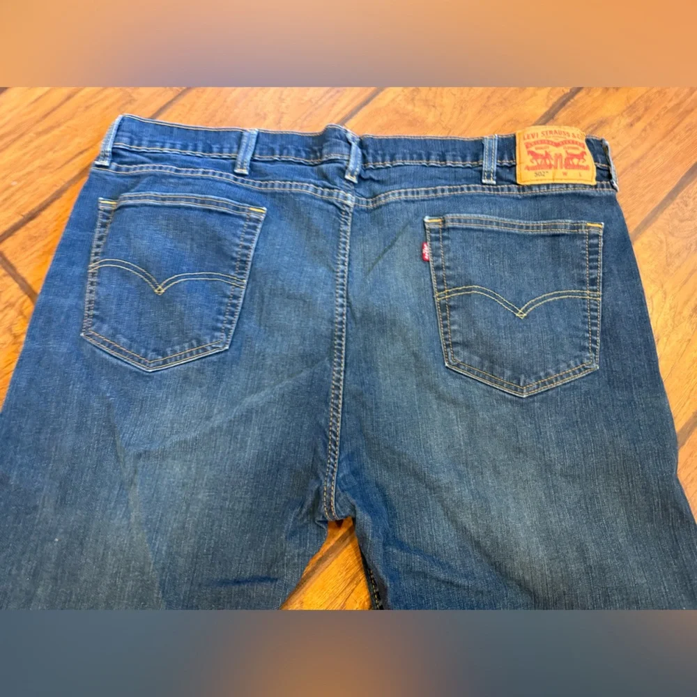 Levis 502 jeans mens measure 44x30 (tag 46x34) blue Tapered Fit stretch comfort